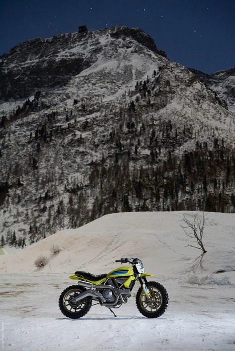Ducati scrambler artika chiến binh đường tuyết