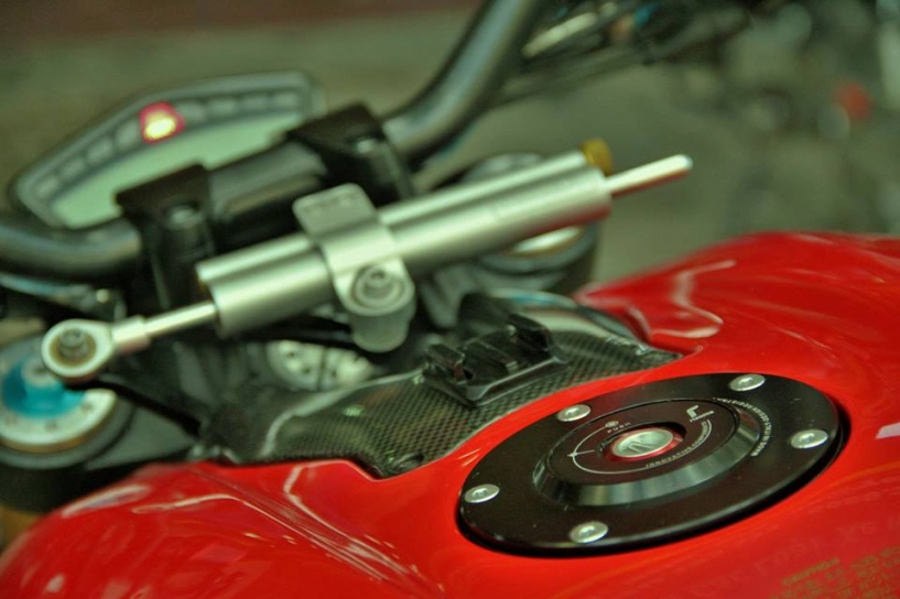 Ducati streetfighter s đầy đồ chơi của dân chơi sài thành