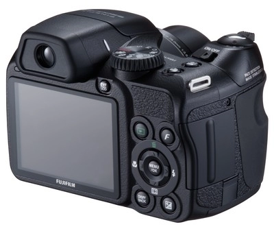 Finepix s2000hd - siêu zoom chụp đẹp