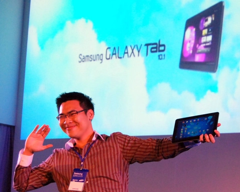 Galaxy s ii tab 101 đến việt nam