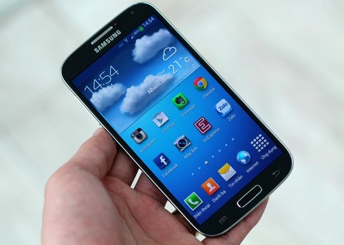 Galaxy s4 chính hãng tại việt nam có giá 1599 triệu đồng