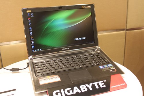 Gigabyte ra 4 laptop mới tại việt nam
