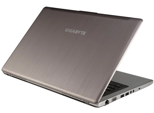 Gigabyte ra ultrabook cảm ứng và laptop chơi game khủng