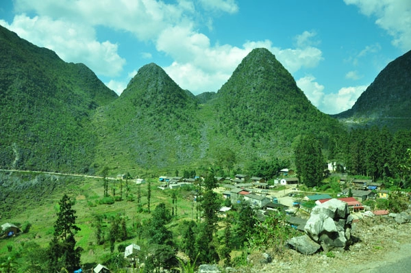 Hà giang không ít cung đường nguy hiểm