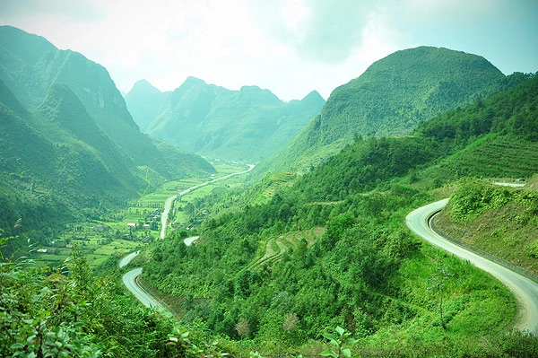 Hà giang không ít cung đường nguy hiểm