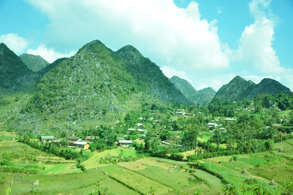 Hà giang không ít cung đường nguy hiểm