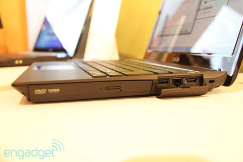 Hai laptop đầu tiên sử dụng usb 30 của asus