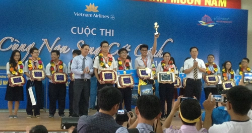 Học sinh tp hcm tham quan vùng đông bắc