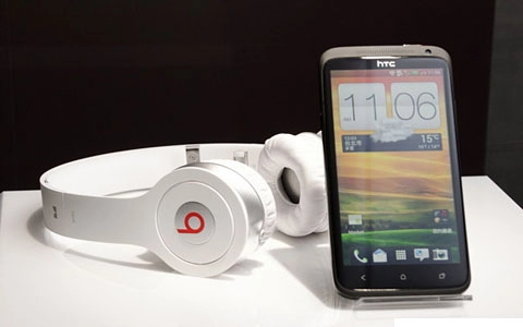 Htc one x chính hãng giá 165 triệu