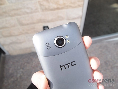 Htc ra titan 2 với camera 16 megapixel