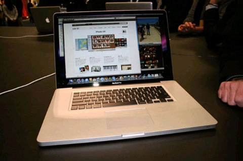 Intel bác tin đồn apple macbook chạy theo arm