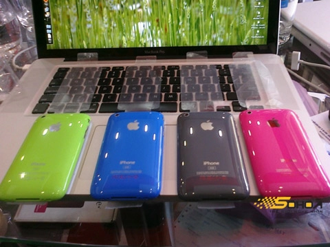 Iphone 3g sắc màu xuất hiện tại vn