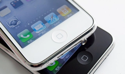 Iphone 3gs thay vỏ trắng như iphone 4