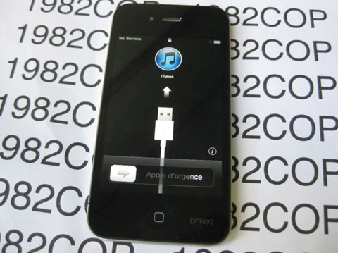 Iphone 4 thử nghiệm được rao bán 1 triệu usd