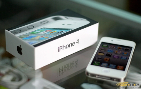 Iphone 4 trắng chính hãng bắt đầu bán