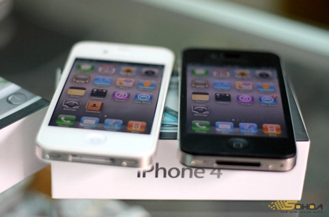 Iphone 4 trắng chính hãng bắt đầu bán