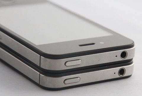 Iphone 4s nhái dùng vỏ thép cao cấp giá 29 triệu đồng
