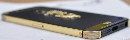 Iphone 5 mạ vàng phiên bản rắn đón tết