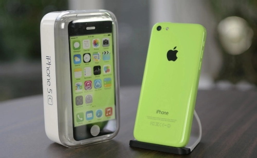 Iphone 5c chính hãng bán trở lại giá rẻ hơn 2 triệu đồng