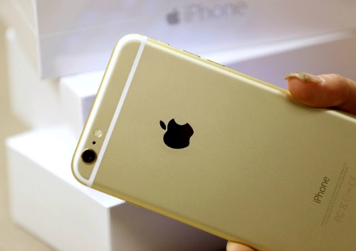 Iphone 6 tăng giá vài triệu đồng vì khan hàng