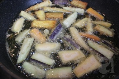 Làm tempura - món rau củ chiên giòn tan mà không lo ngán