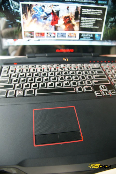 Laptop khủng của alienware tại tp hcm