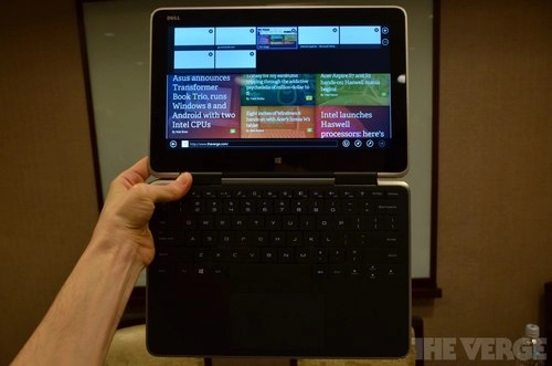 Laptop màn hình cảm ứng lật 360 độ của dell