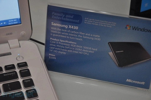 Laptop siêu mỏng của samsung giá hơn 1000 usd