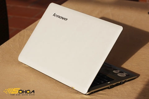 Laptop siêu mỏng giả da của lenovo