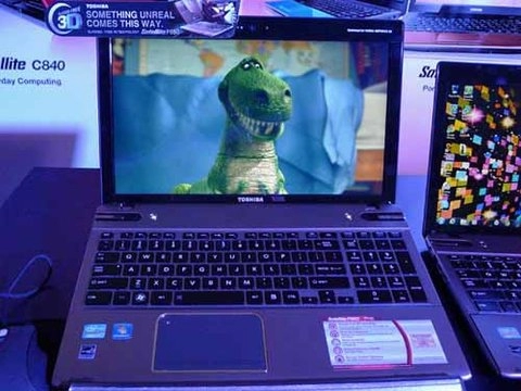 Laptop toshiba chạy chip ivy bridge giá từ 963 usd