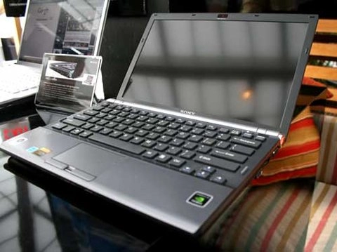 Laptop vaio sẵn sàng chạy xp mode