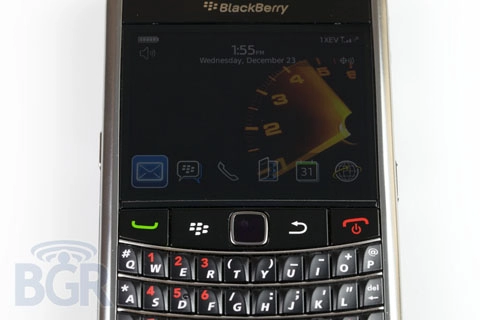 Loạt hình ảnh blackberry tour2 xuất hiện