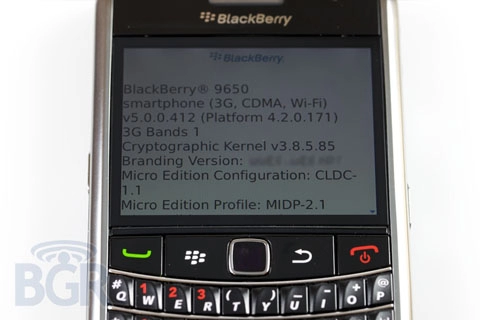 Loạt hình ảnh blackberry tour2 xuất hiện