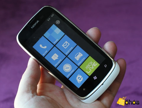 Lumia 610 giá chính hãng 499 triệu