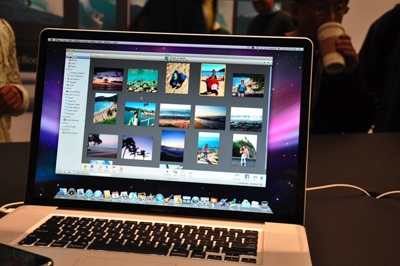 Macbook pro 17 inch tại macworld 2009