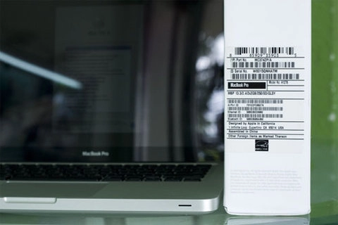 Macbook pro mới của apple đã tới vn