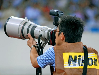Máy ảnh của phóng viên tại asian cup 2007