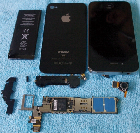 mổ bụng iphone 4g tại việt nam