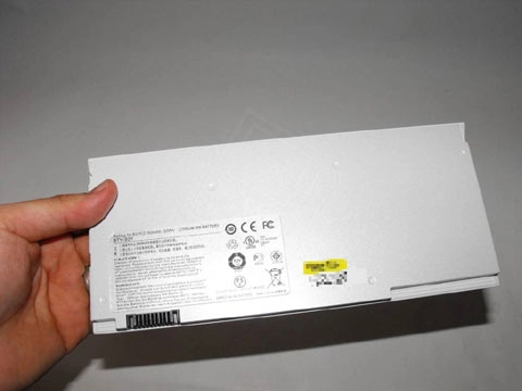 Mở hộp macbook air của msi