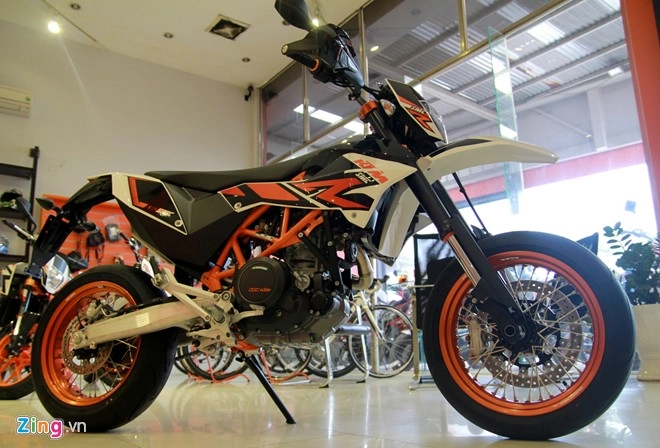 Môtô địa hình ktm 690 smc r 2015 vừa về việt nam