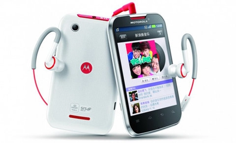 Motorola giới thiệu smartphone chuyên nghe nhạc