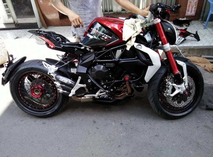 Mv agusta dragster f800rr trang bị phuộc ohlins pô fm project