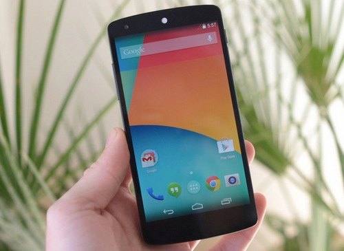 Nexus 5 đọ cấu hình với smartphone hàng khủng
