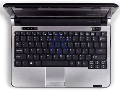 Ngắm aspire one phiên bản 10 inch