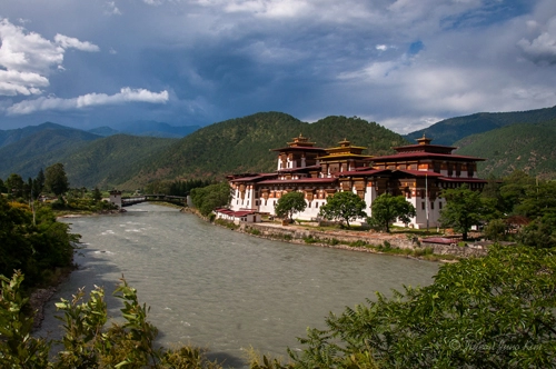 Nghĩ về cái chết - cách tận hưởng niềm vui ở bhutan