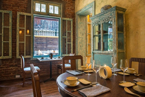 Nhà hàng với kiến trúc vintage giữa lòng hà nội