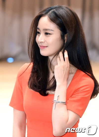 Nhan sắc khi không son phấn của kim tae hee