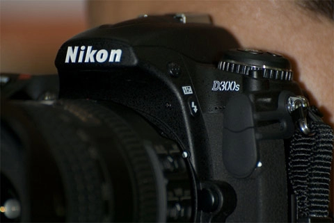 Nikon d300s ra mắt ngày 307