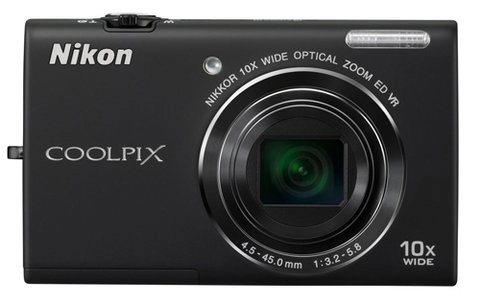 Nikon ra 4 máy compact mới một kiêm máy chiếu