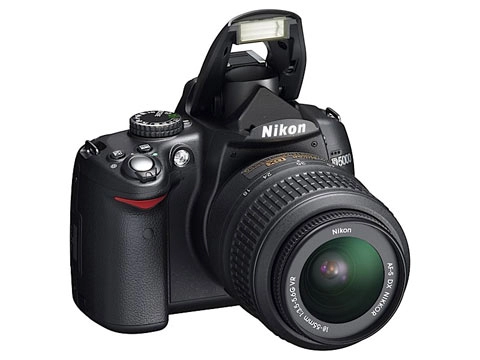 Nikon ra mắt d5000 với giá 730 usd